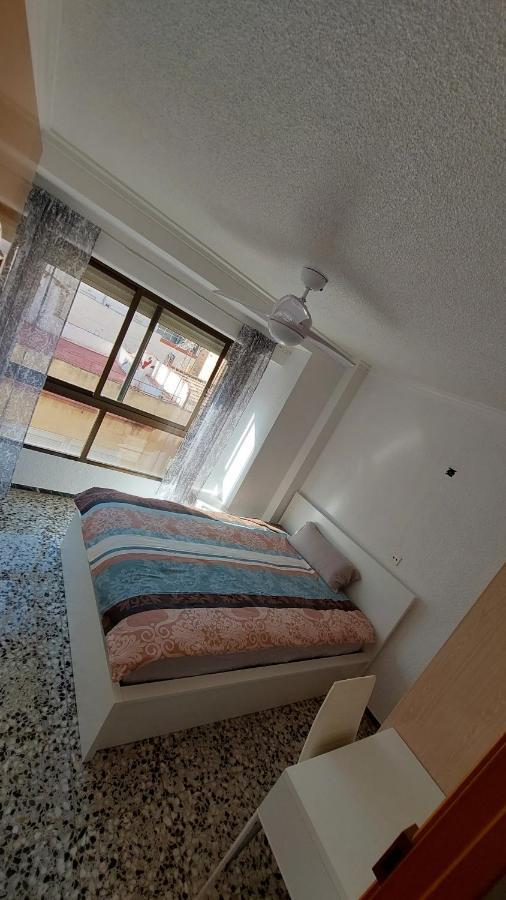 Central Accommodation Alicante Exterior foto